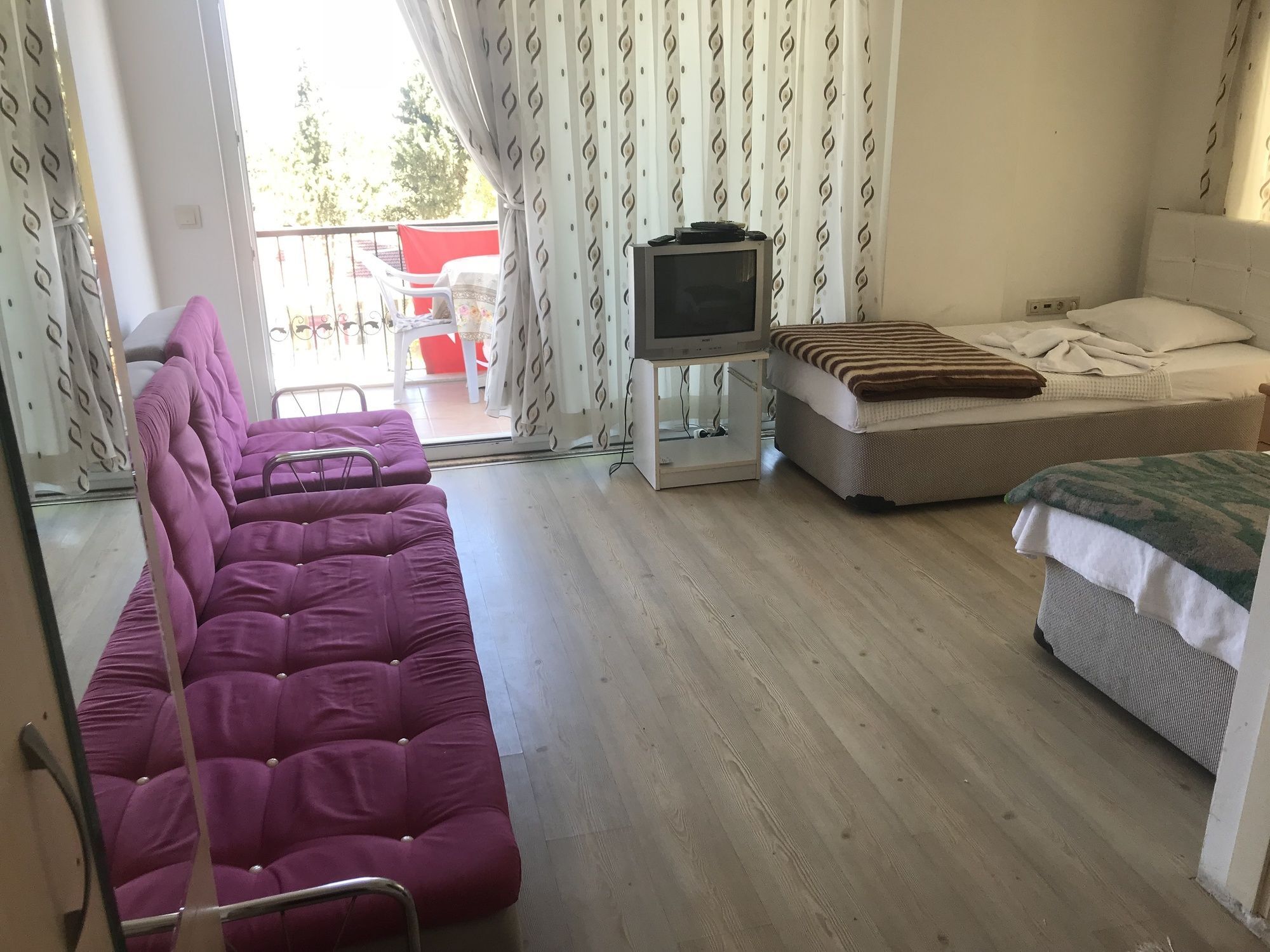 Cim Apartments Pansiyon 페티예 외부 사진